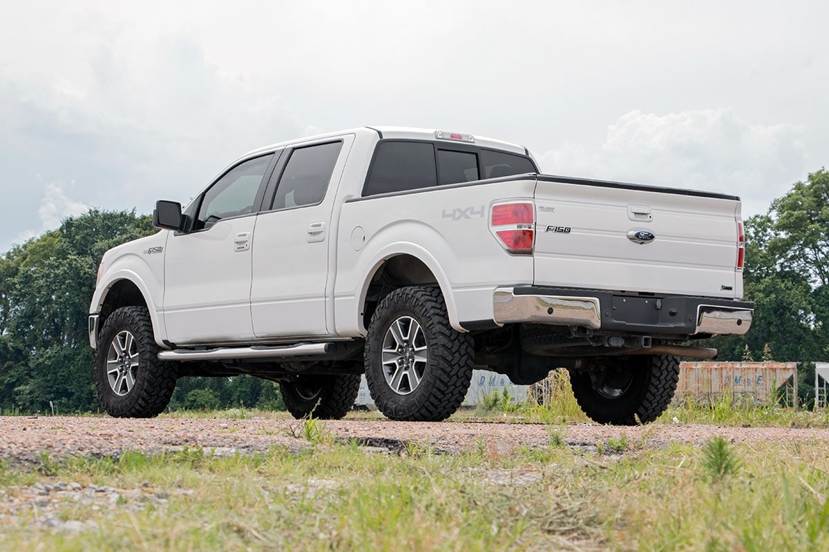 Ford F-150 Suspension Lift Kit - Rough Country - 3 Inch Lift + N3 Struts - '09-'13